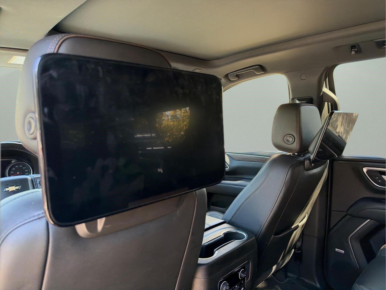 Used 2021 Black Chevrolet High Country image 21