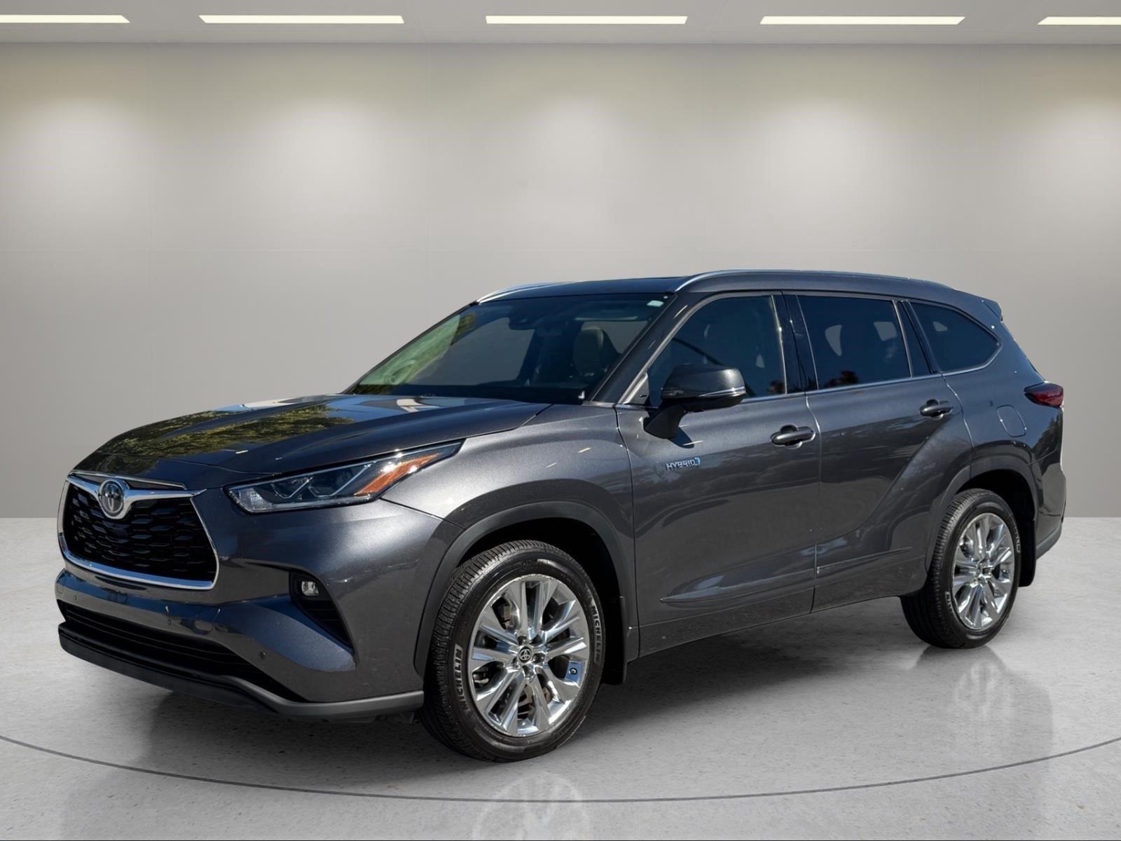Magnetic Gray Metallic 2021 Toyota Highlander Hybrid SUV / Crossover Front-Wheel Drive Continuously Variable Transmission