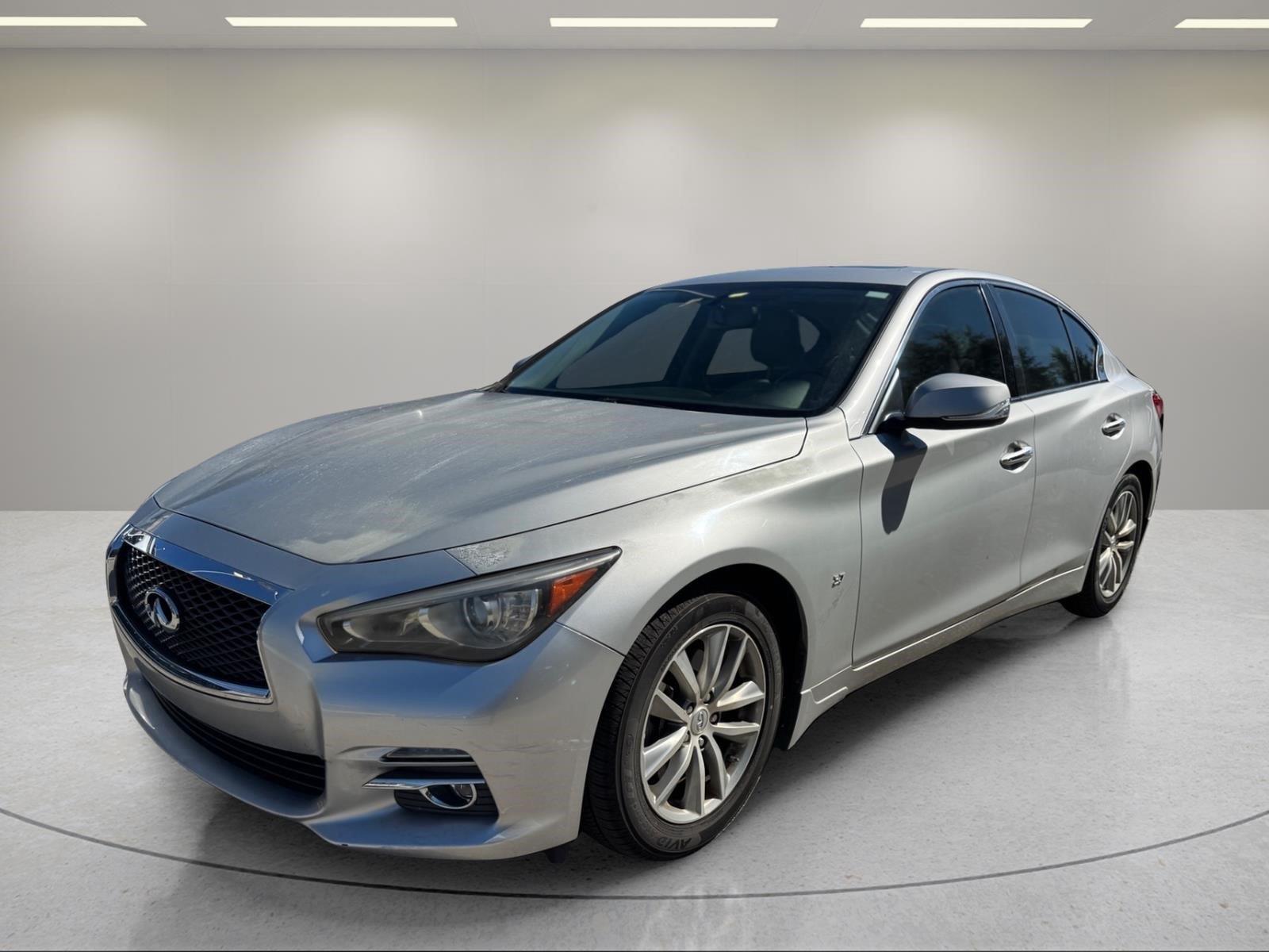 2015 INFINITI Q50 3.7 Premium RWD