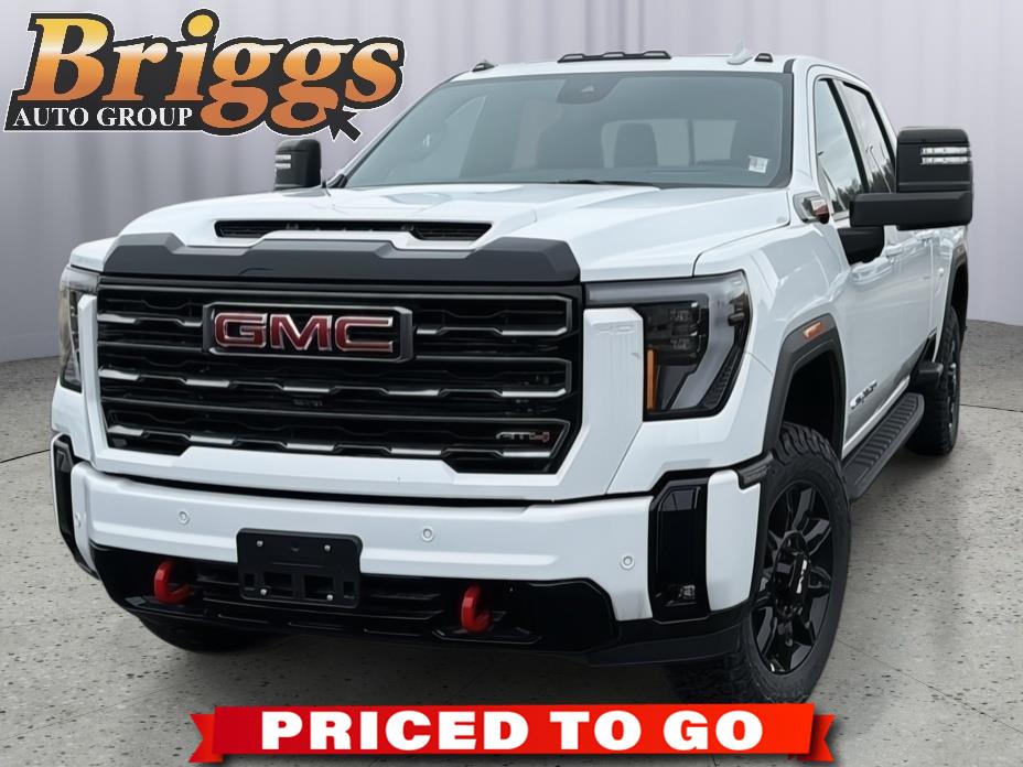 Summit White 2026 GMC Sierra 2500HD AT4 Crew Cab 4WD Pickup Truck Four-Wheel Drive Automatic