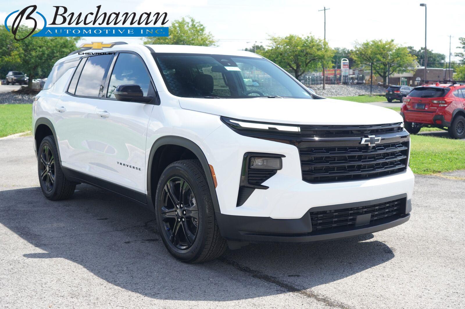 Summit White 2027 Chevrolet Traverse SUV / Crossover Front-Wheel Drive 8-Speed Automatic