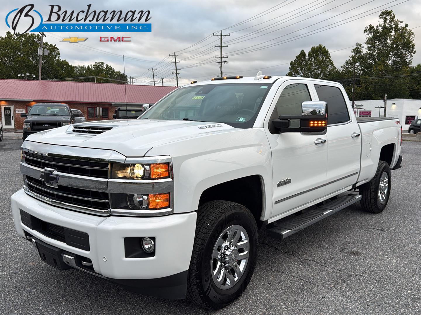 Summit White 2019 Chevrolet Silverado 3500HD Pickup Truck Four-Wheel Drive 6-Speed Automatic