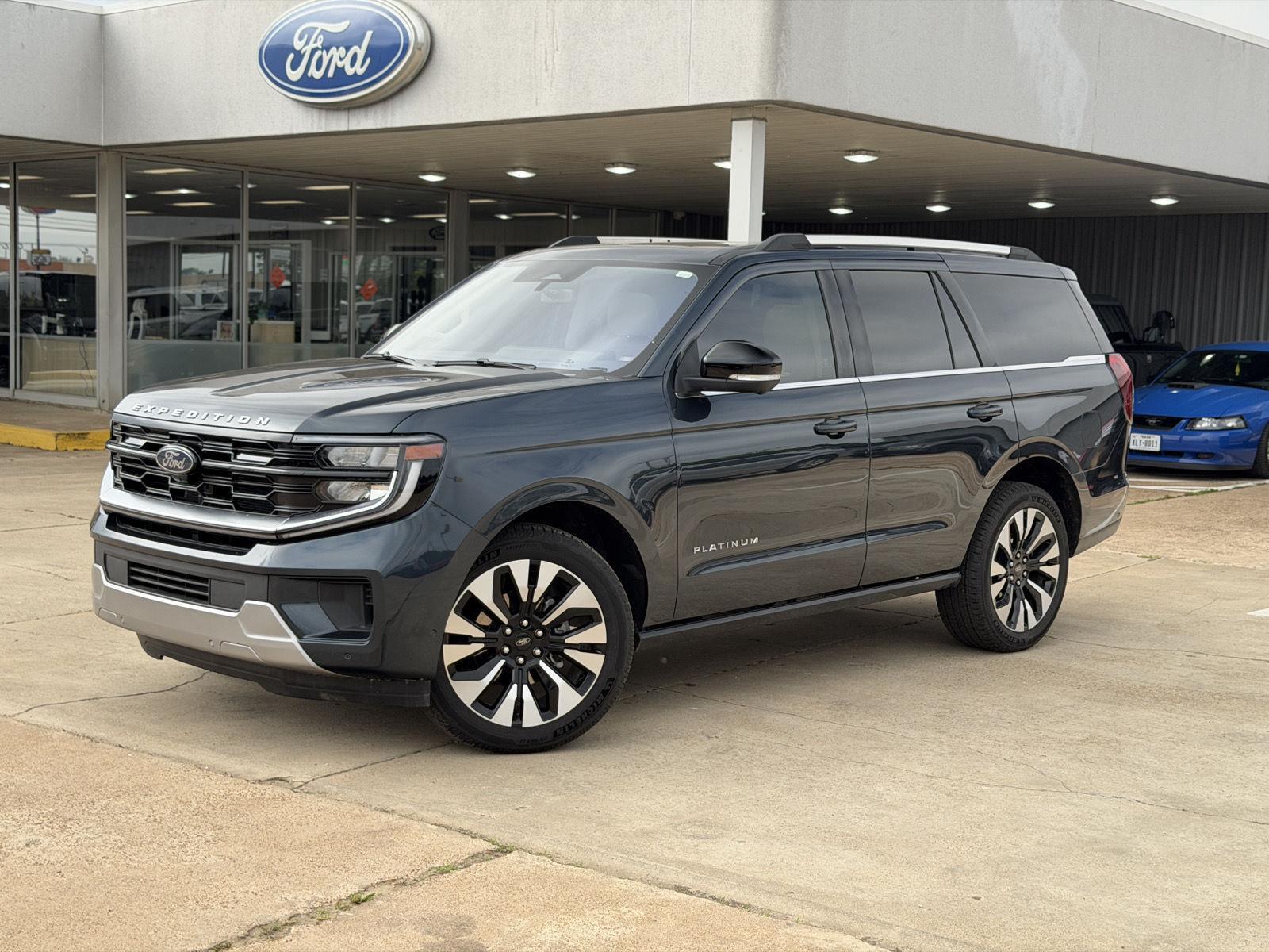 2025 Ford Expedition Platinum 4WD