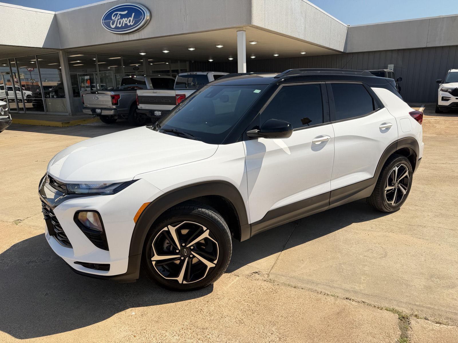 Summit White 2021 Chevrolet Trailblazer RS FWD SUV / Crossover Front-Wheel Drive Continuously Variable Transmission