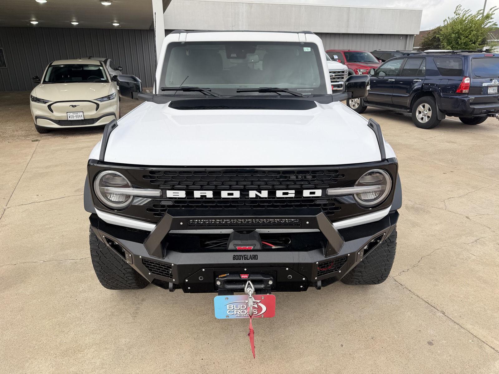 View vehicle photo 7