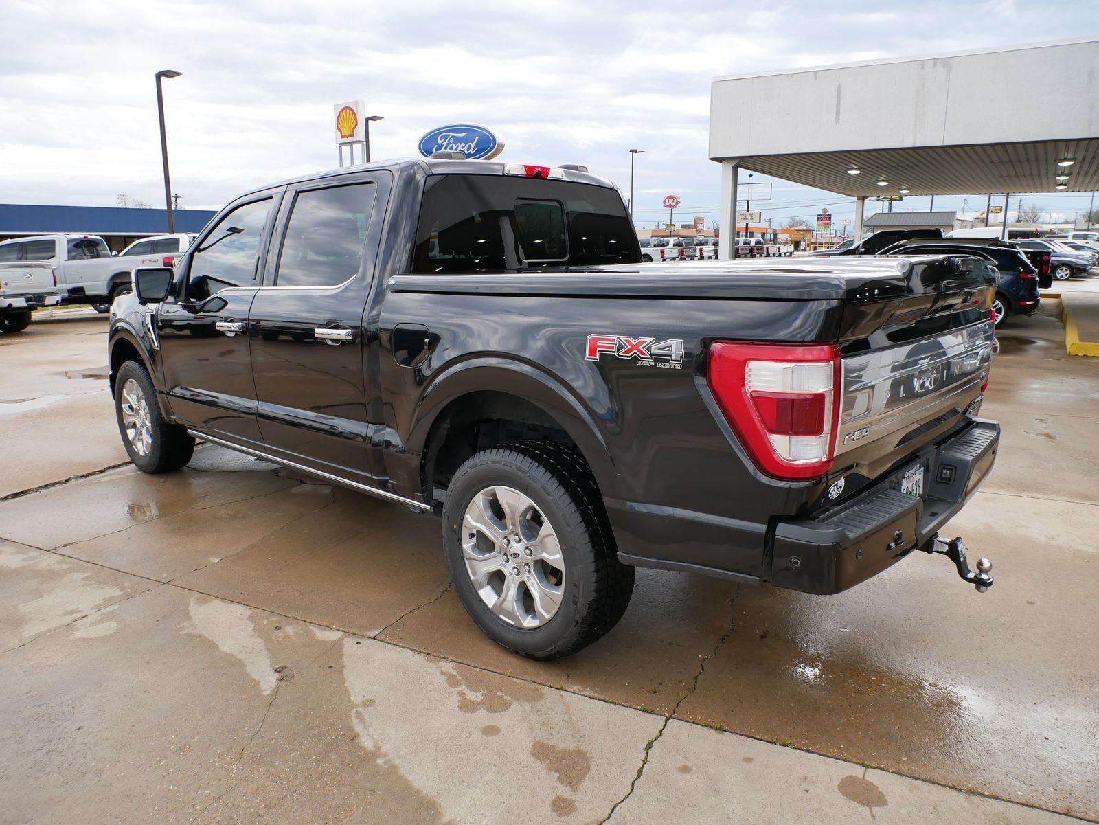 View vehicle photo 5