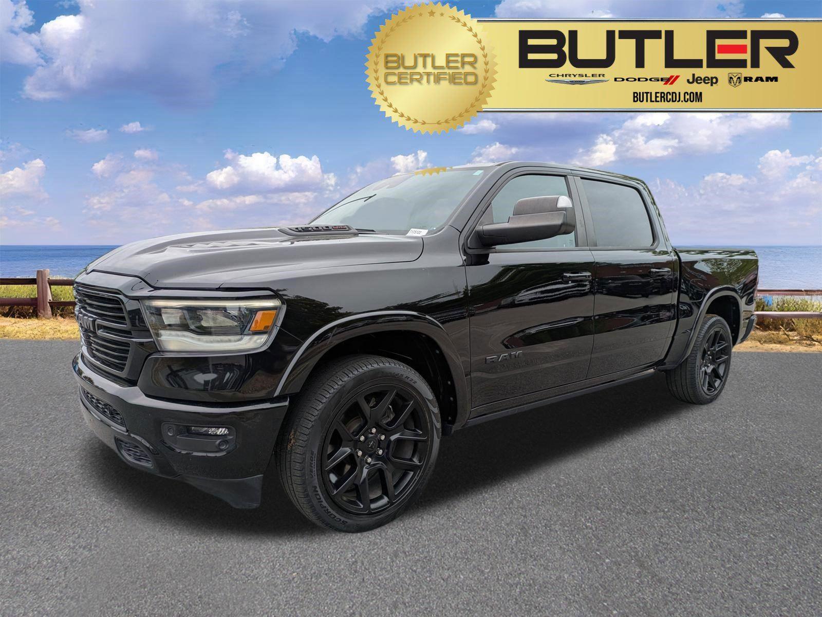 Diamond Black Crystal Pearlcoat 2022 RAM 1500 Laramie Crew Cab 4WD Pickup Truck Four-Wheel Drive 8-Speed Automatic
