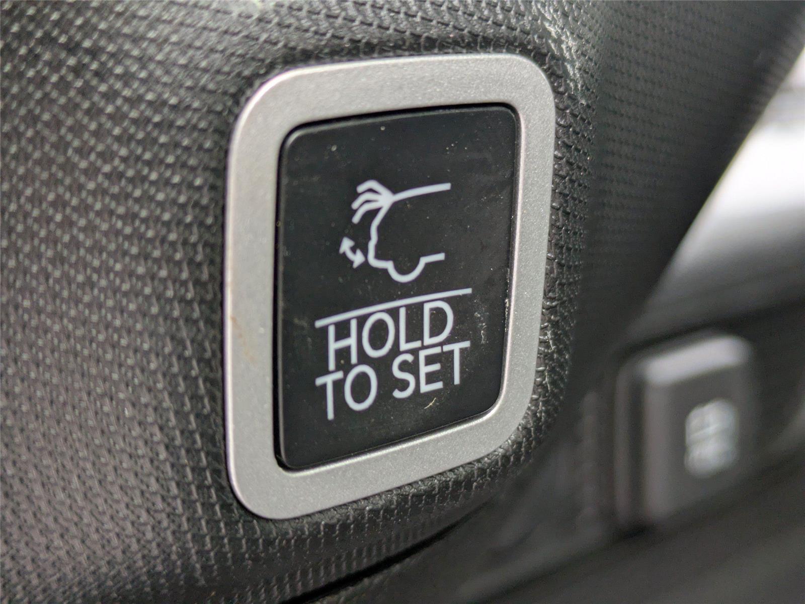 Used 2025 Jeep Grand Cherokee SUV