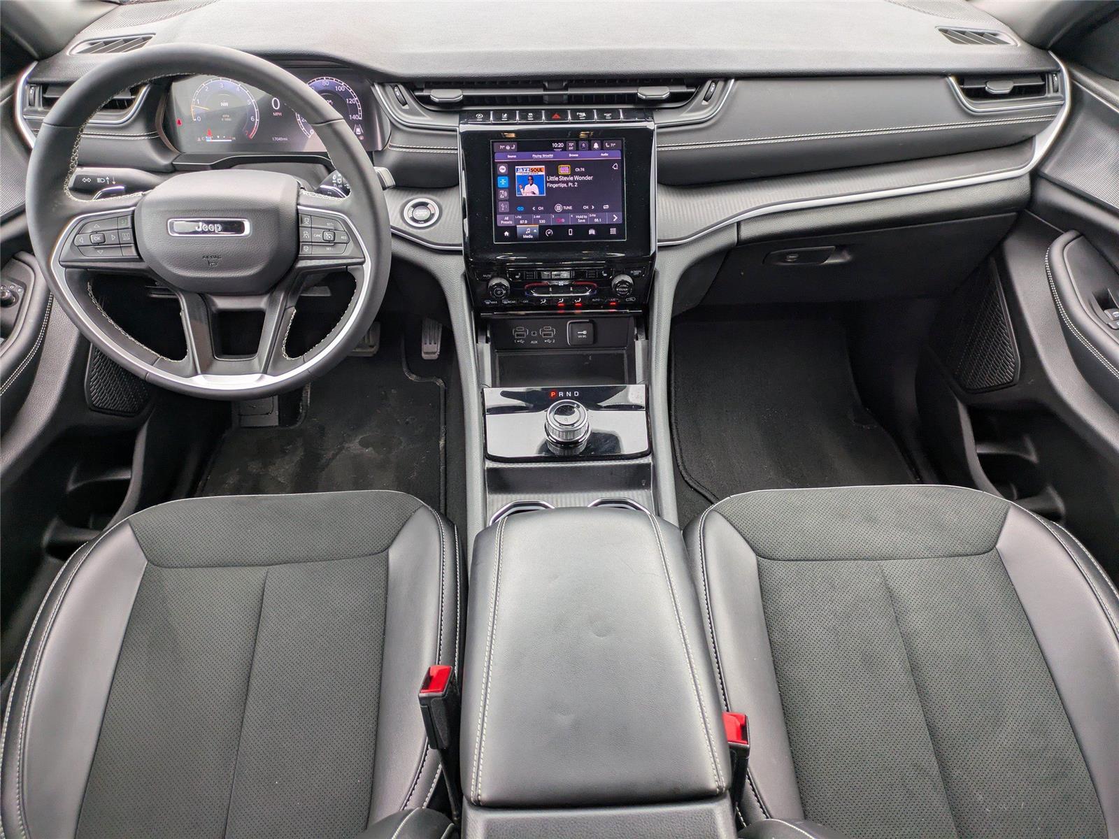 Used 2025 Jeep Grand Cherokee SUV