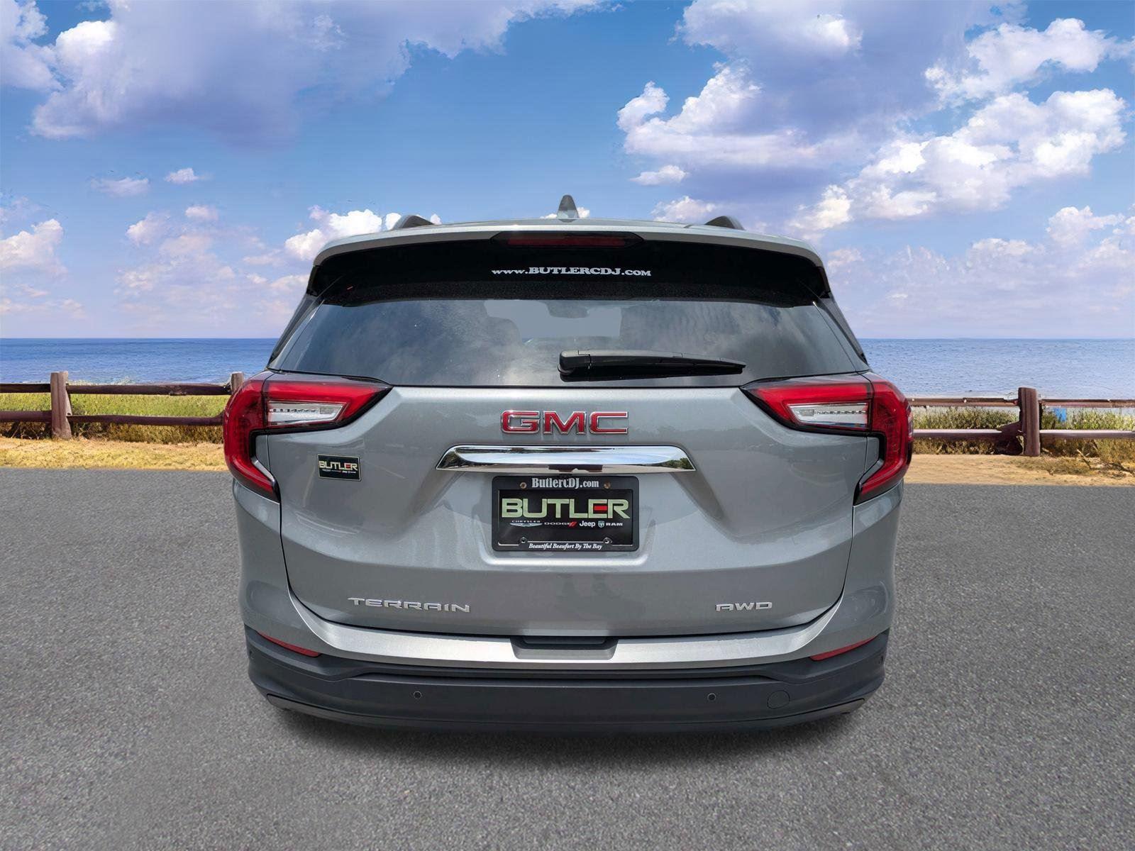 Used 2024 GMC Terrain SUV