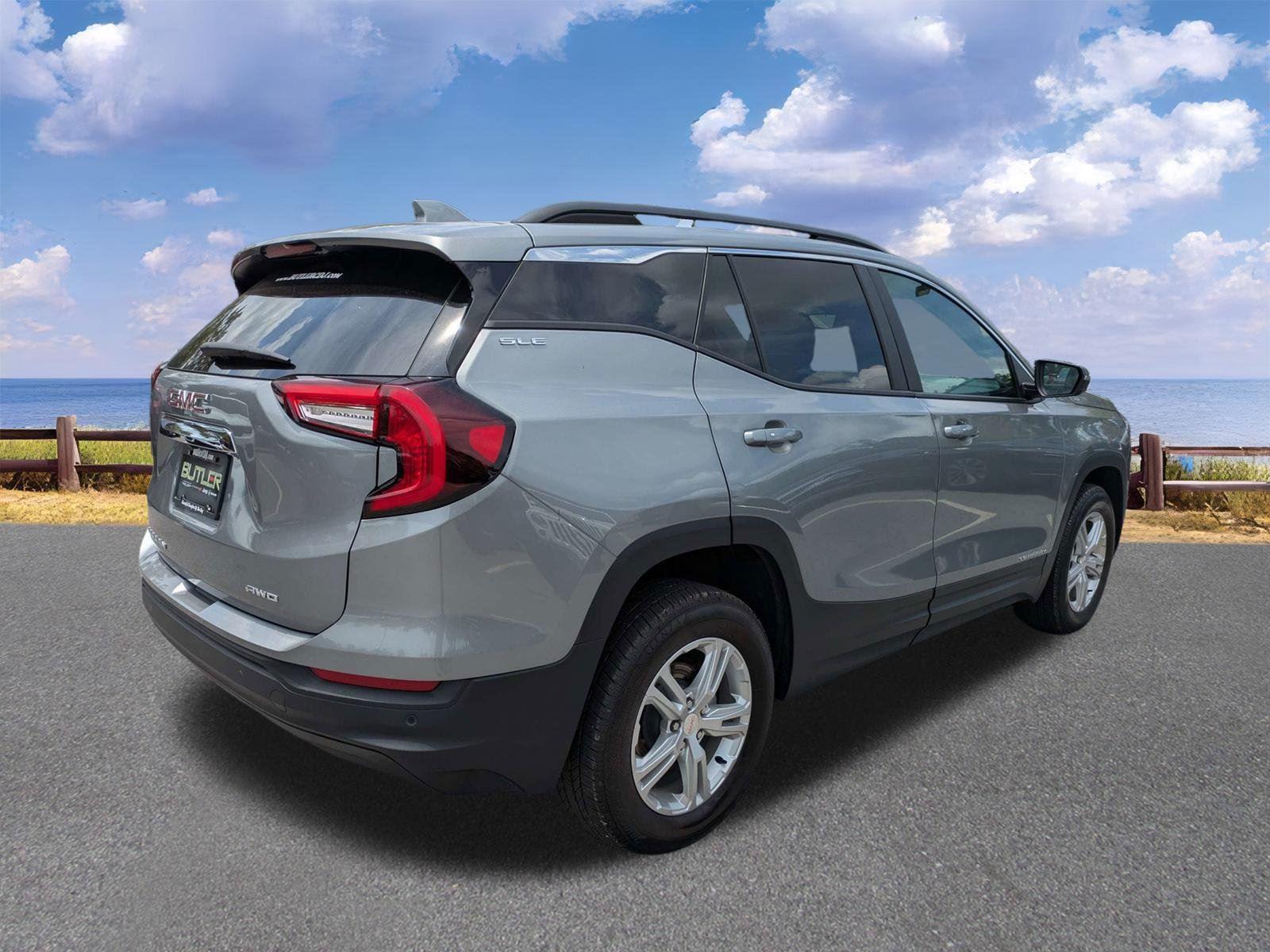 Used 2024 GMC Terrain SUV