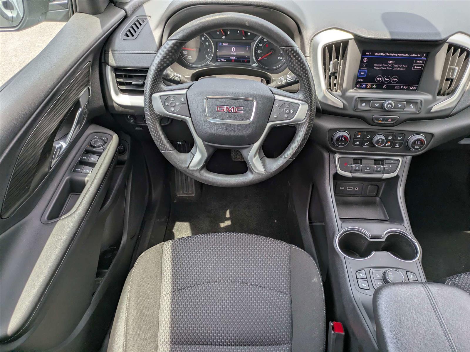 Used 2024 GMC Terrain SUV