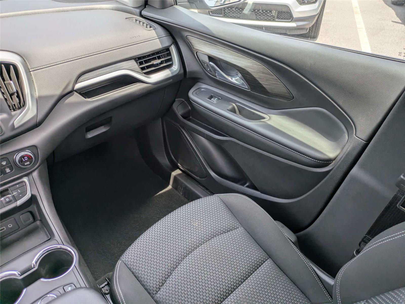 Used 2024 GMC Terrain SUV