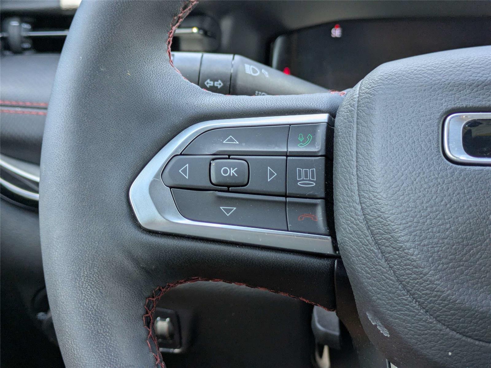 Used 2025 Jeep Compass SUV