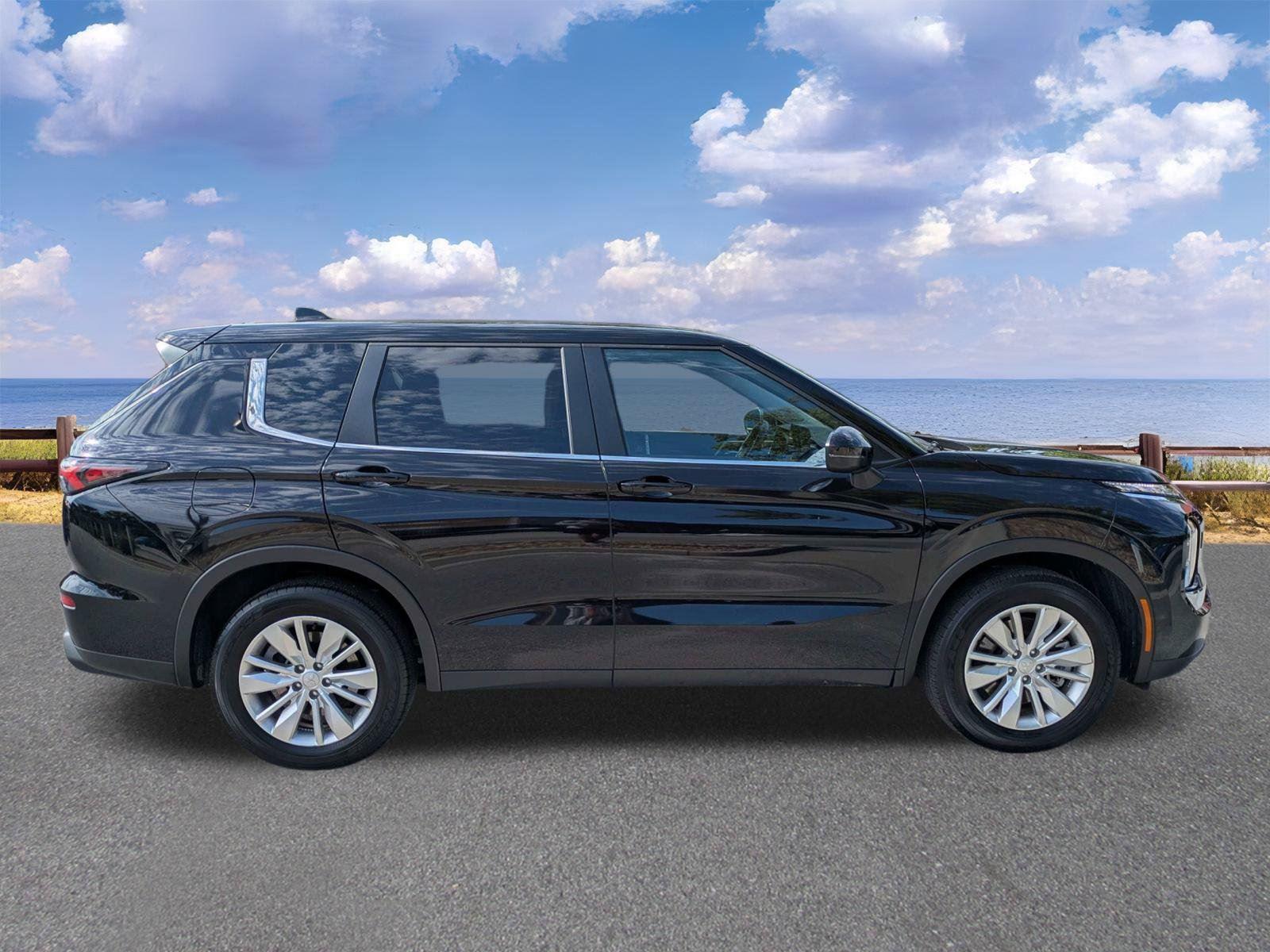 Used 2025 Mitsubishi Outlander Sedan