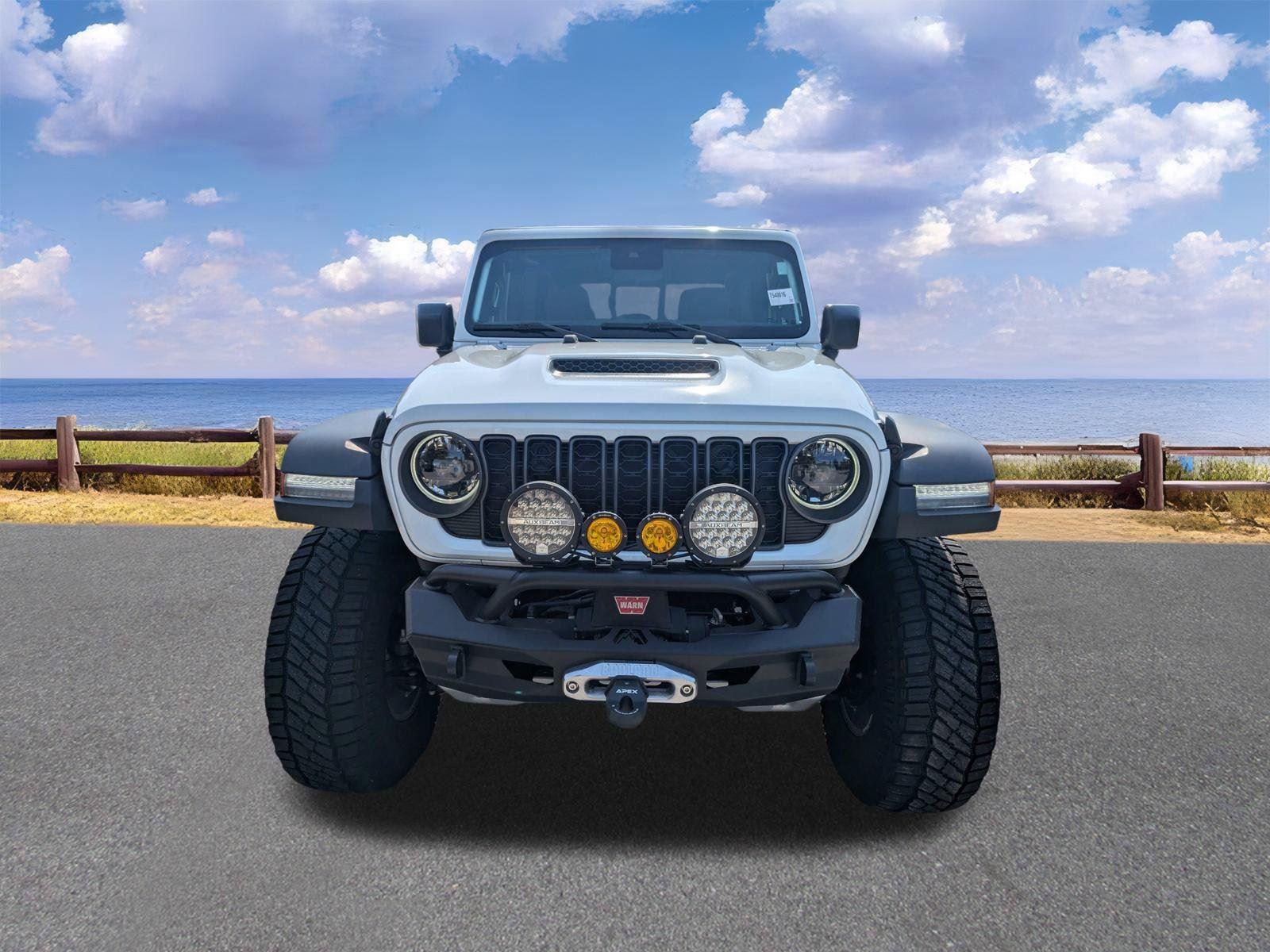 Used 2025 Jeep Gladiator Truck