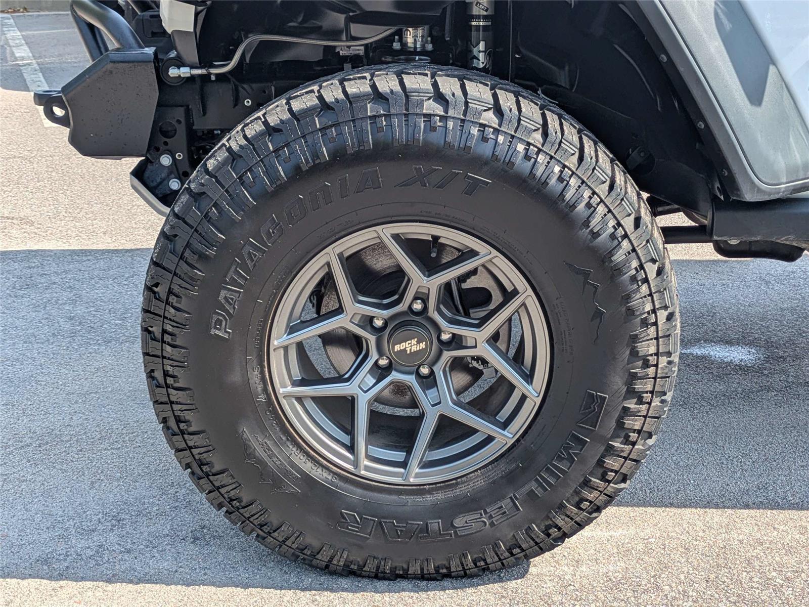 Used 2025 Jeep Gladiator Truck