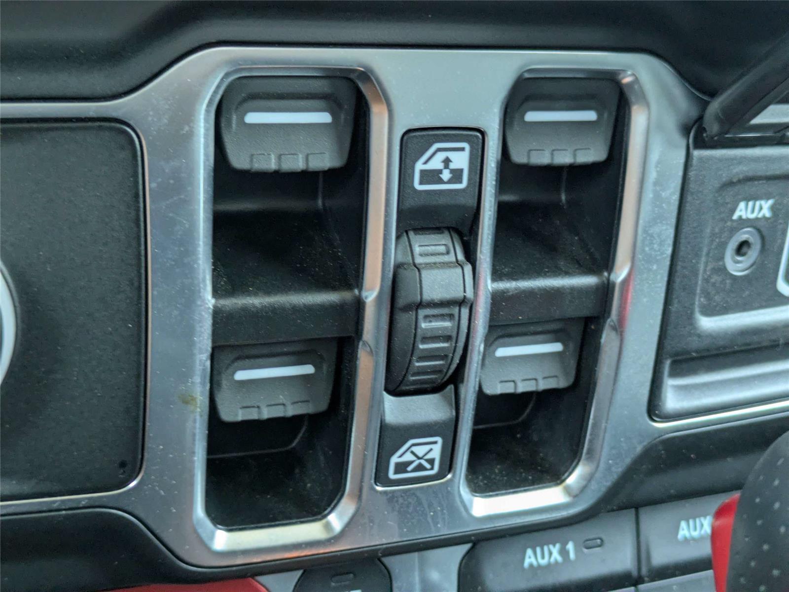 Used 2025 Jeep Gladiator Truck