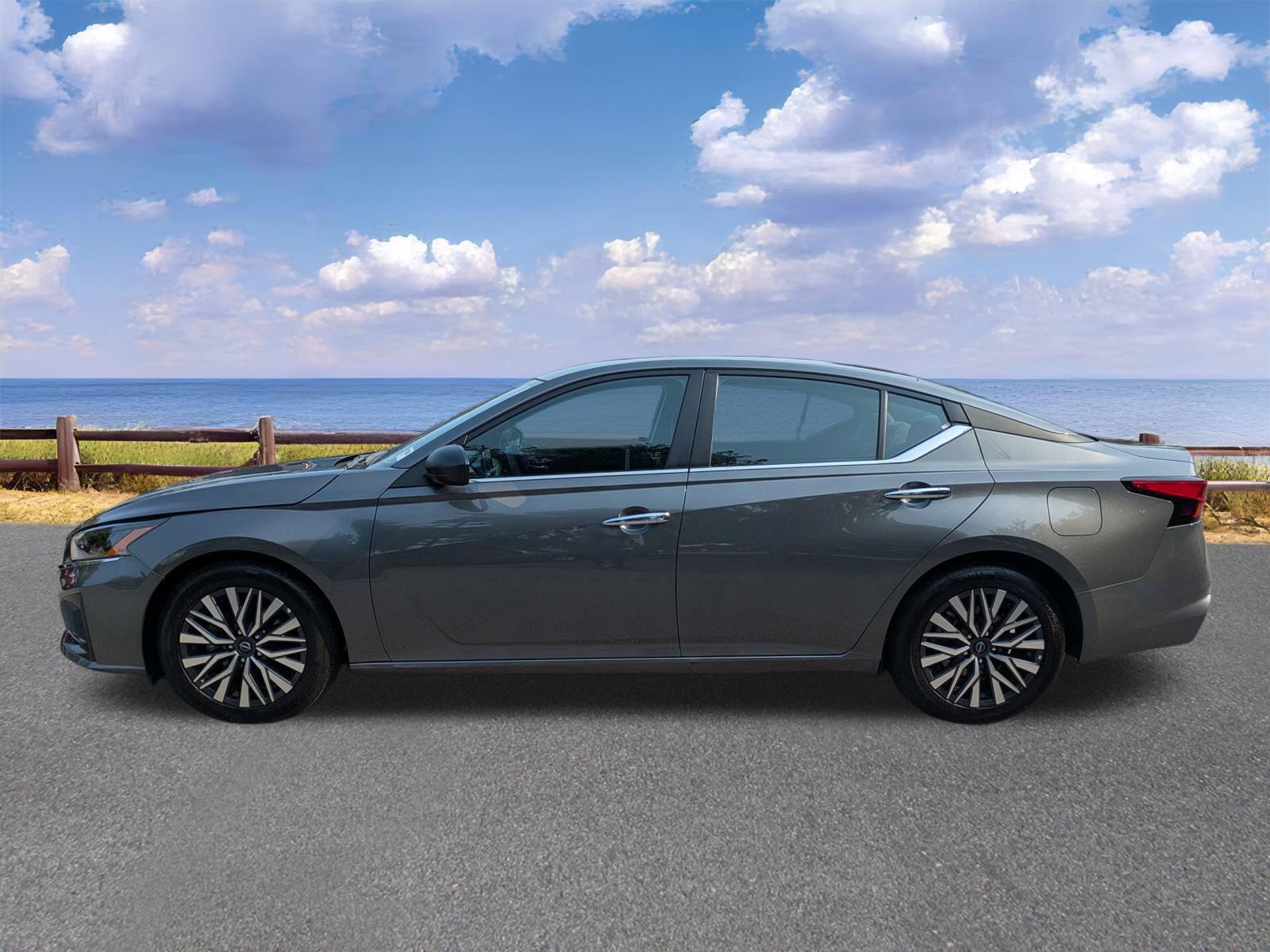 Used 2025 Nissan Altima Sedan