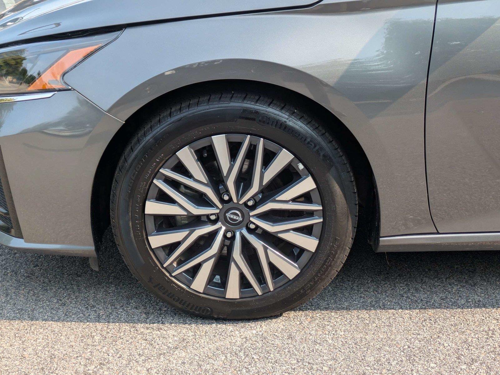 Used 2025 Nissan Altima Sedan