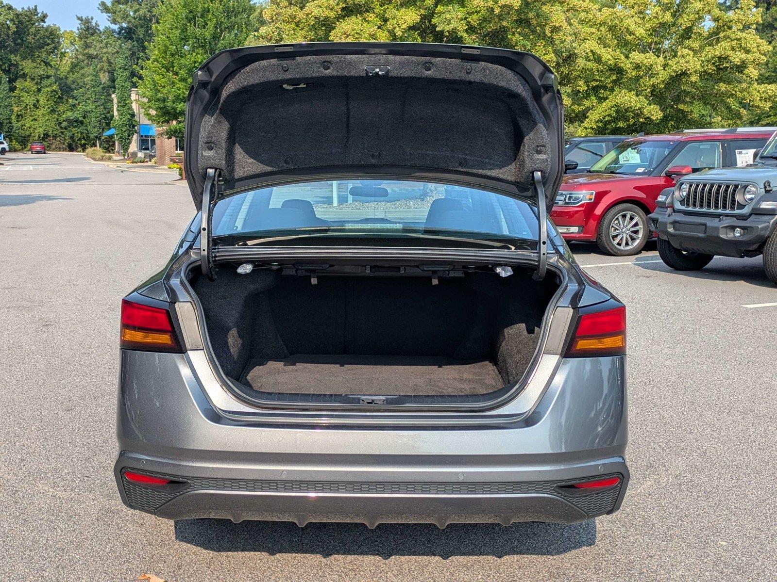 Used 2025 Nissan Altima Sedan