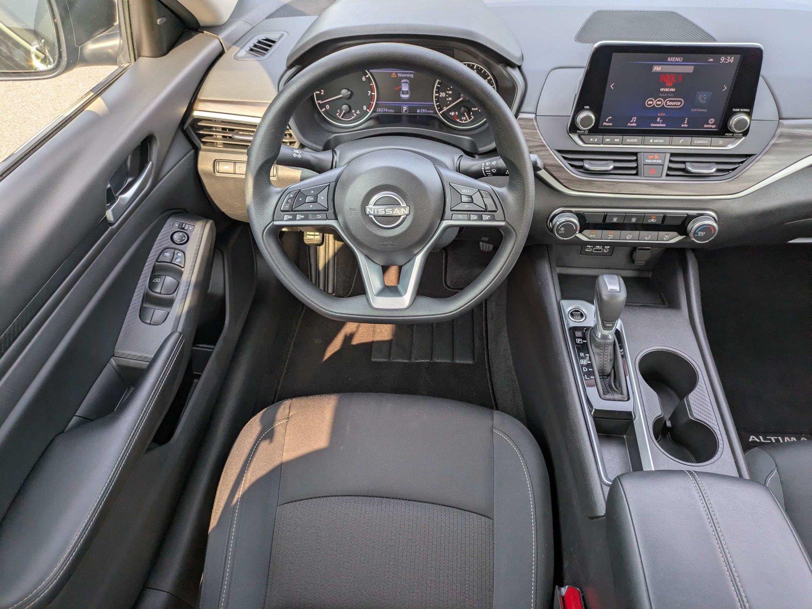 Used 2025 Nissan Altima Sedan