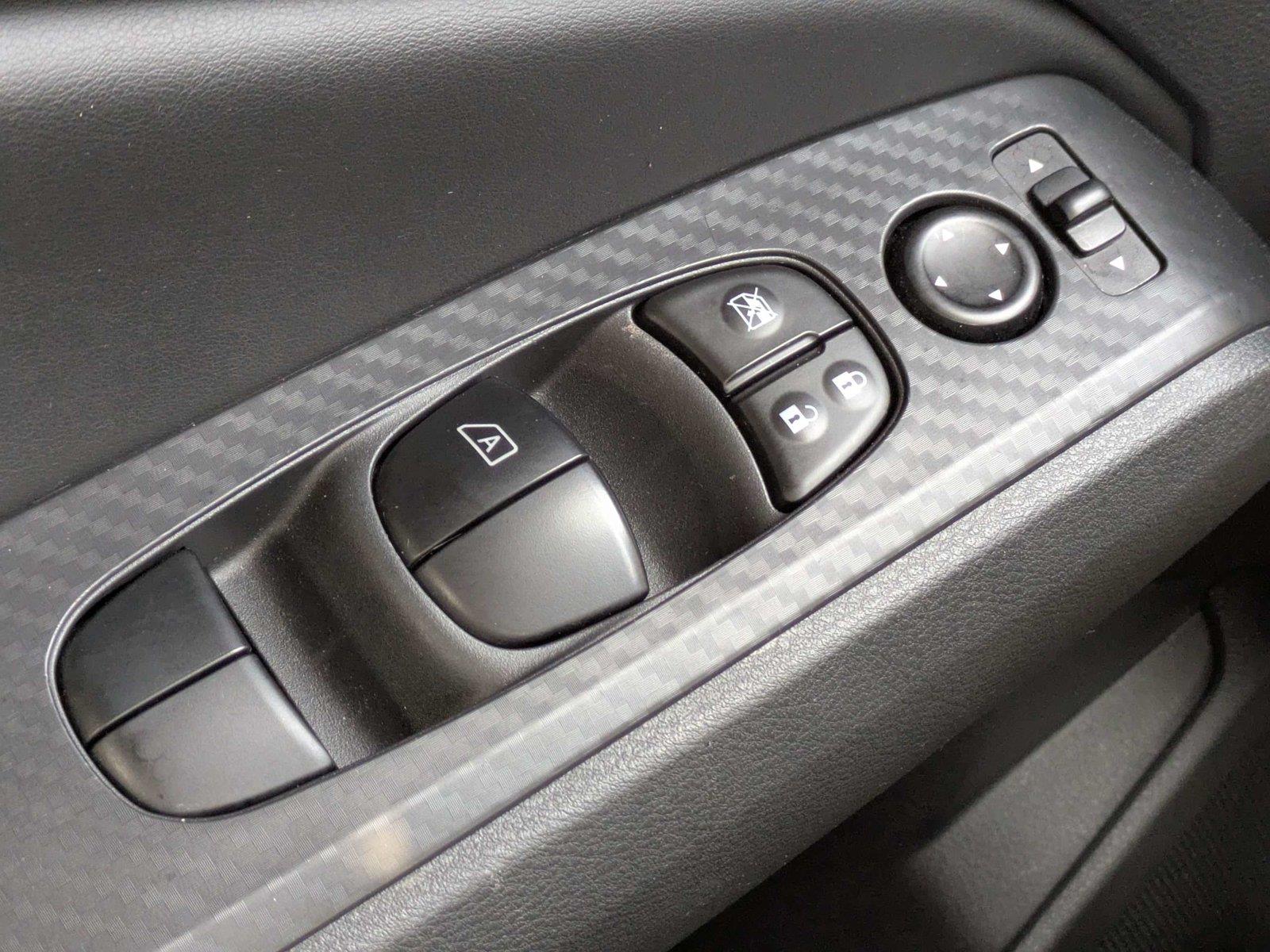 Used 2025 Nissan Altima Sedan