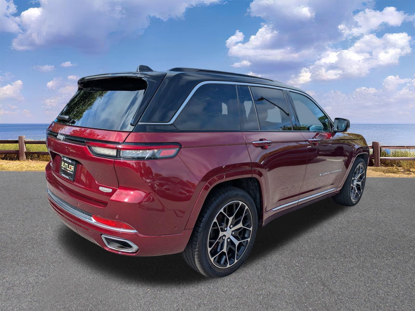 Used 2025 Jeep Grand Cherokee SUV