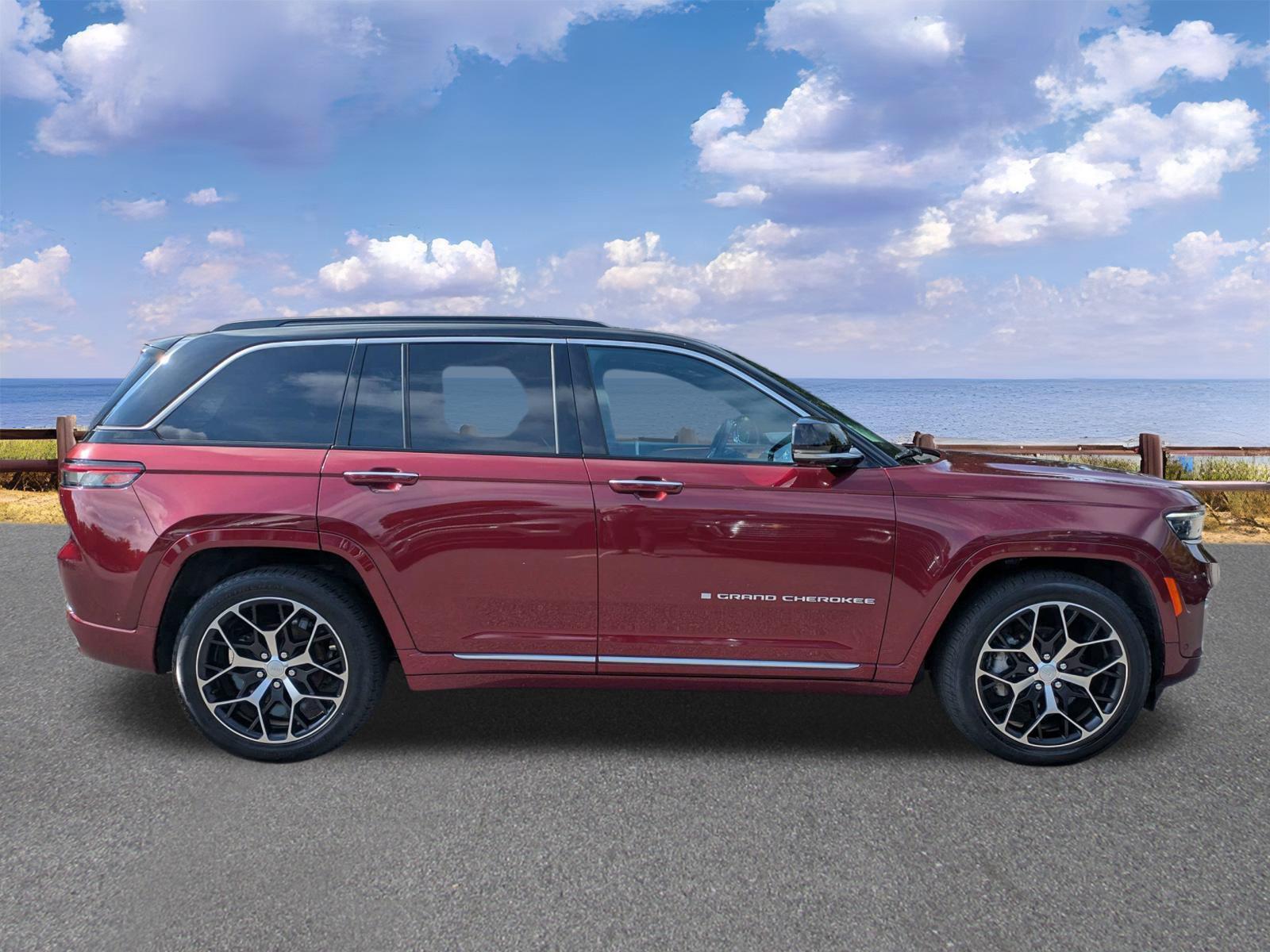 Used 2025 Jeep Grand Cherokee SUV