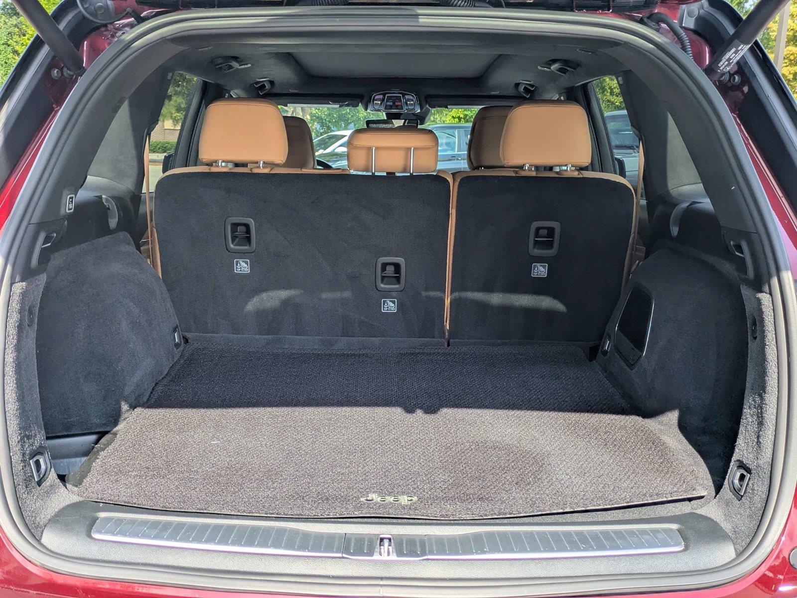 Used 2025 Jeep Grand Cherokee SUV