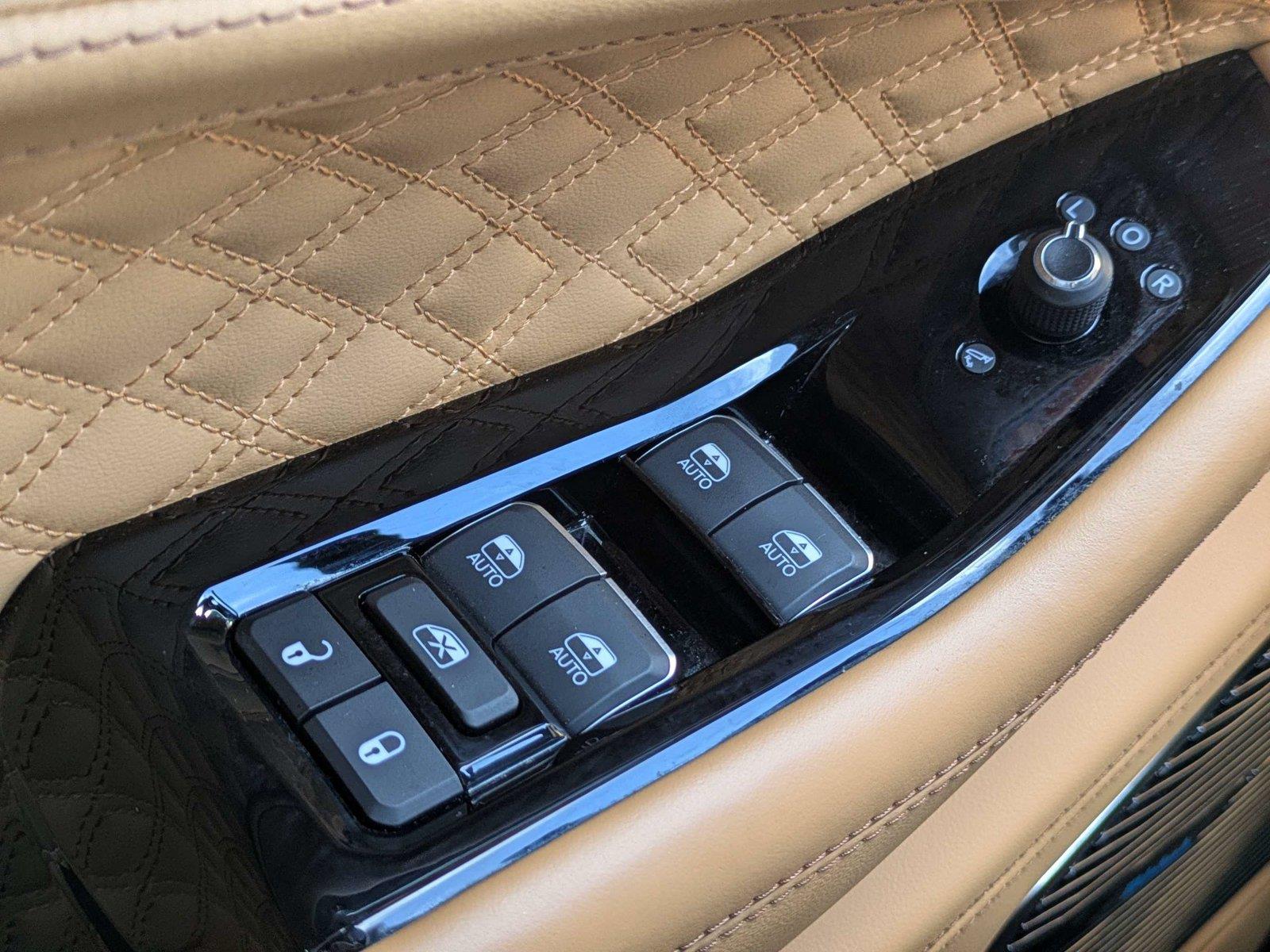 Used 2025 Jeep Grand Cherokee SUV