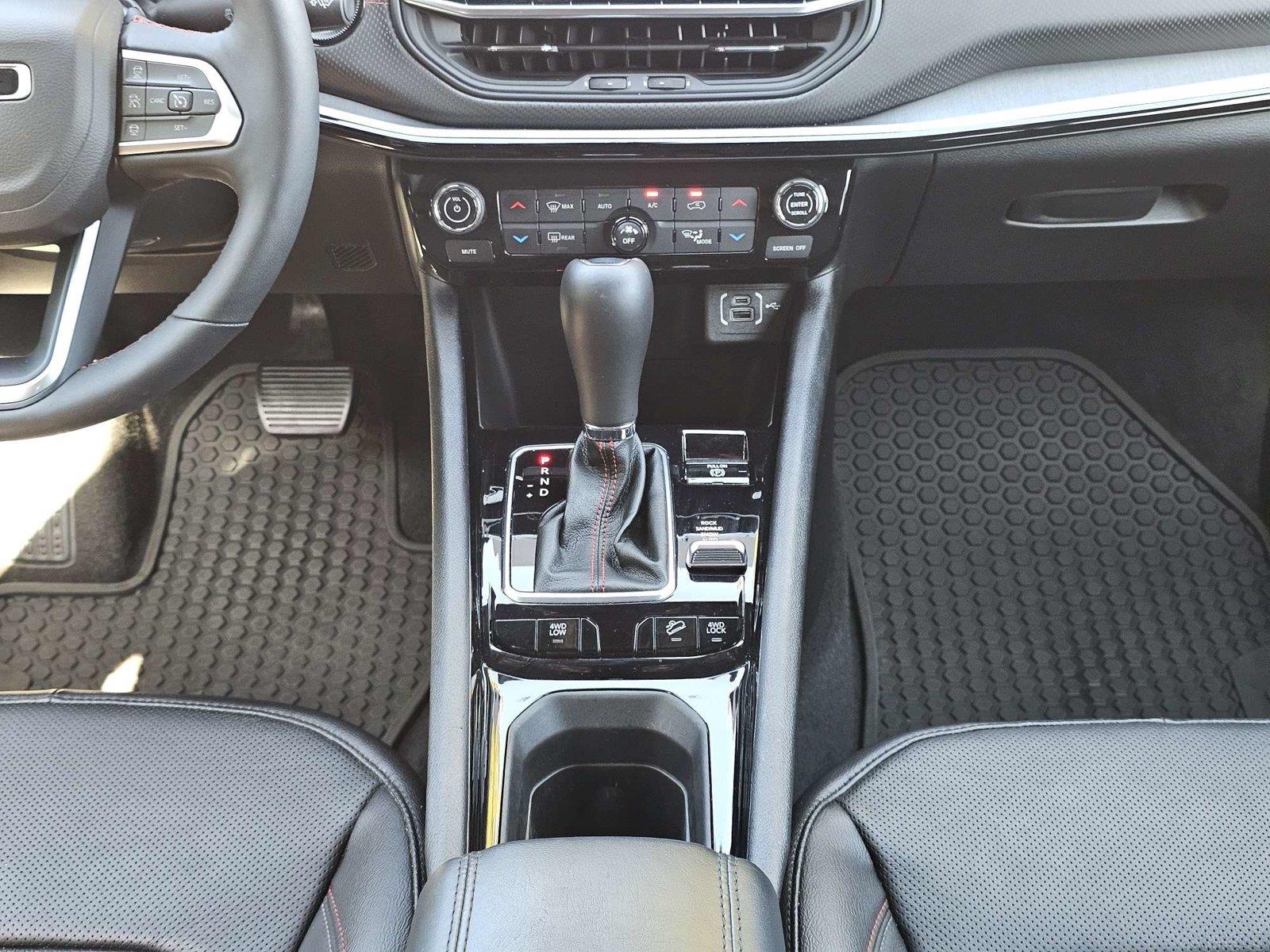 Used 2025 Jeep Compass SUV