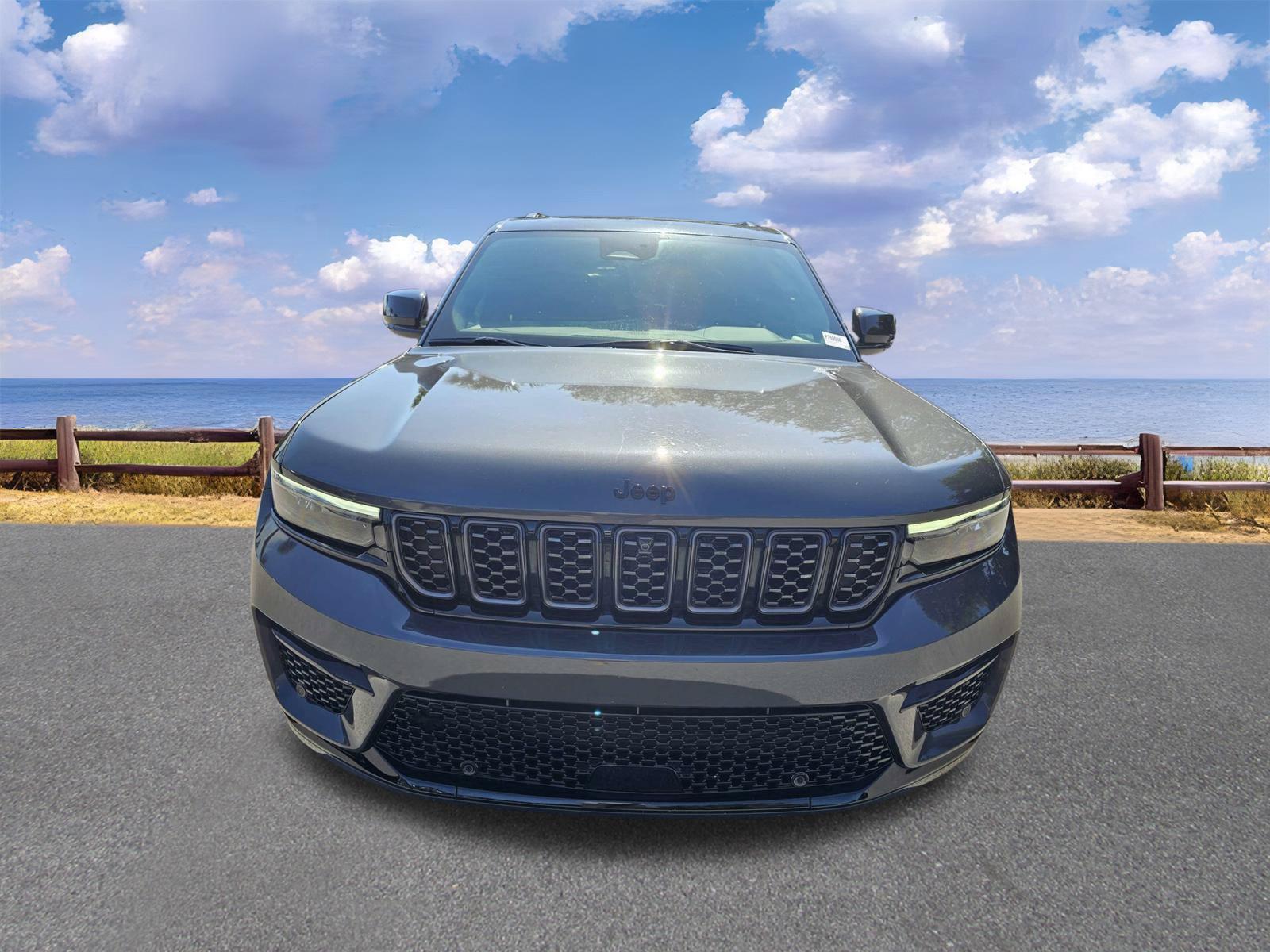 Used 2025 Jeep Grand Cherokee SUV