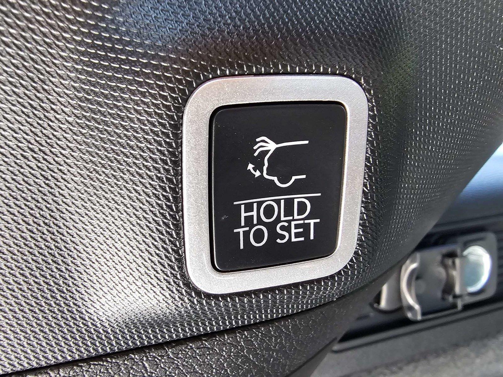 Used 2025 Jeep Grand Cherokee SUV