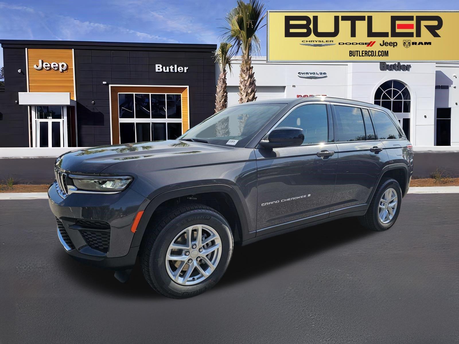 Baltic Gray Metallic Clearcoat 2026 Jeep Grand Cherokee SUV / Crossover Four-Wheel Drive 8-Speed Automatic