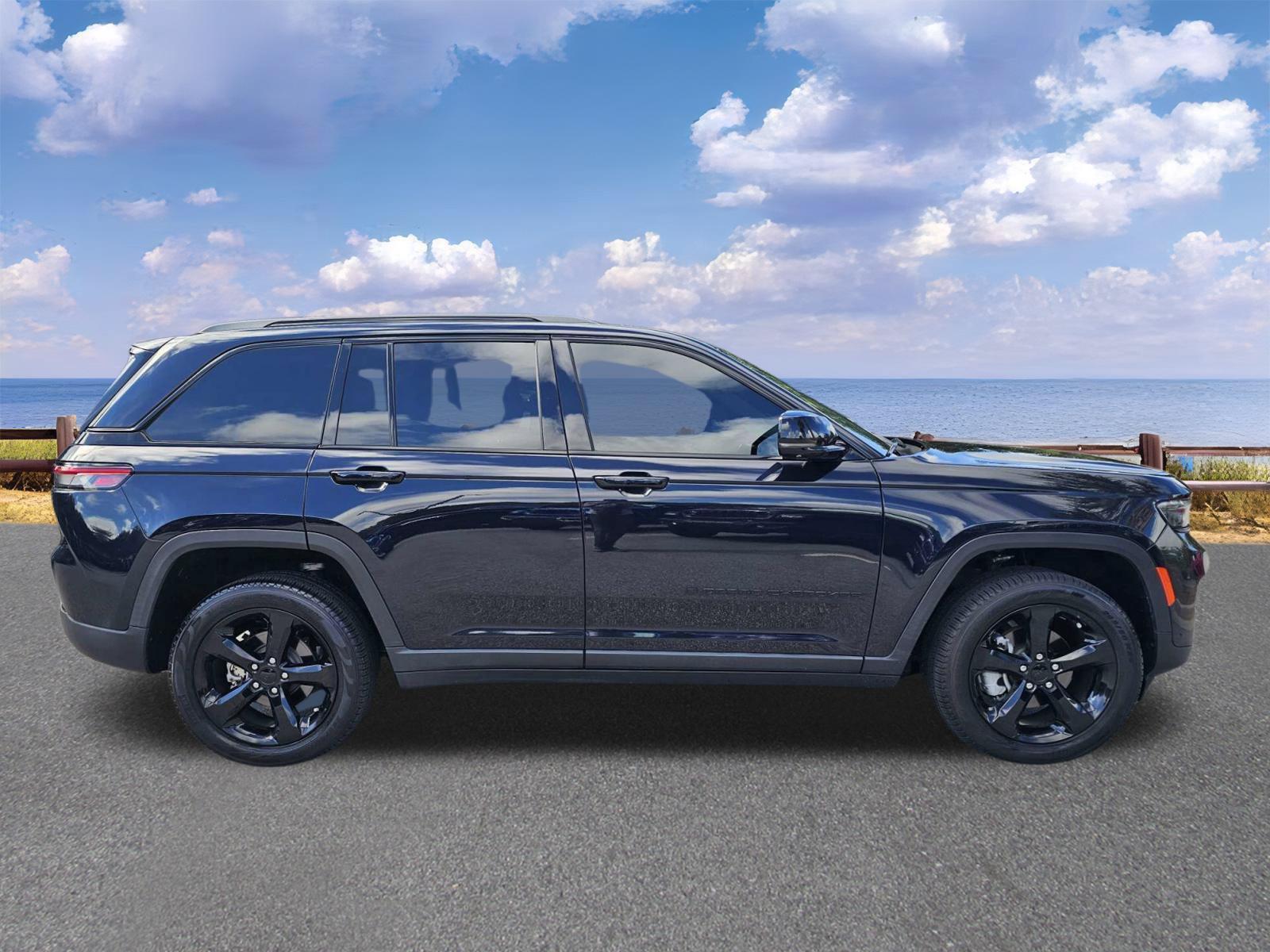 Used 2024 Jeep Grand Cherokee SUV