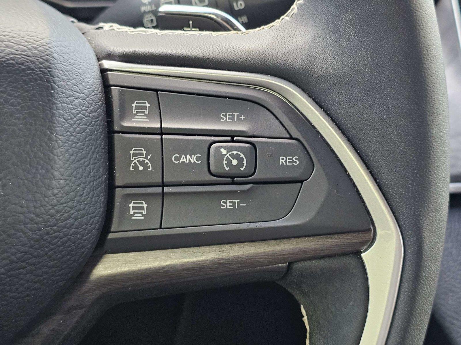 Used 2024 Jeep Grand Cherokee SUV
