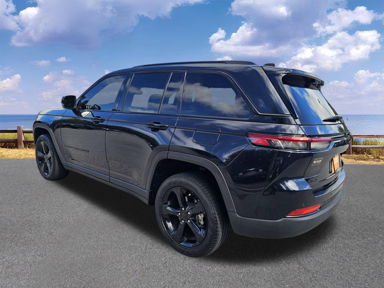 Used 2024 Jeep Grand Cherokee SUV