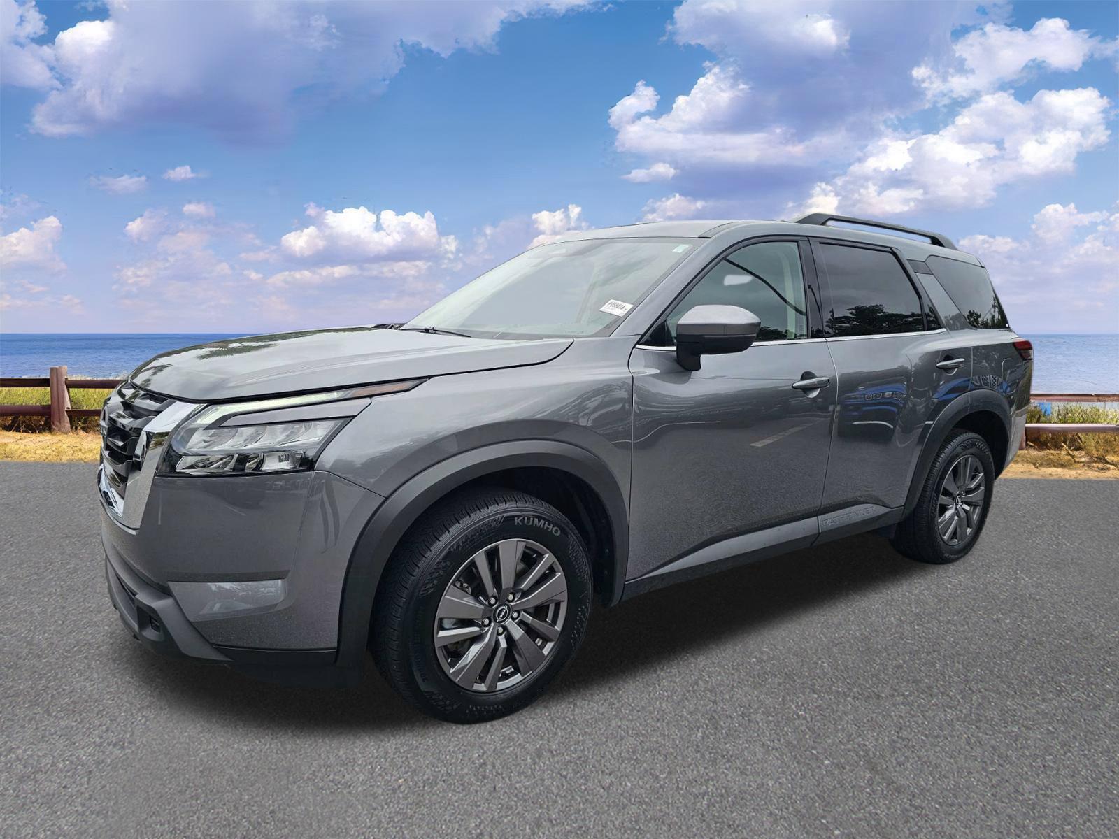 Used 2025 Nissan Pathfinder SUV