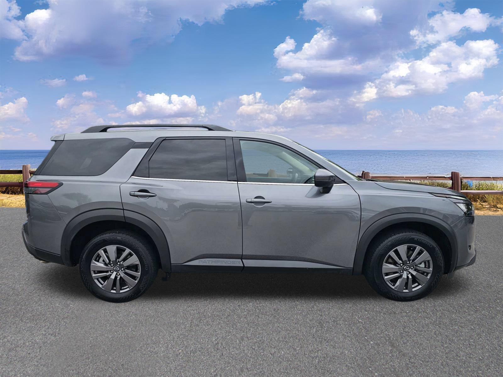 Used 2025 Nissan Pathfinder SUV
