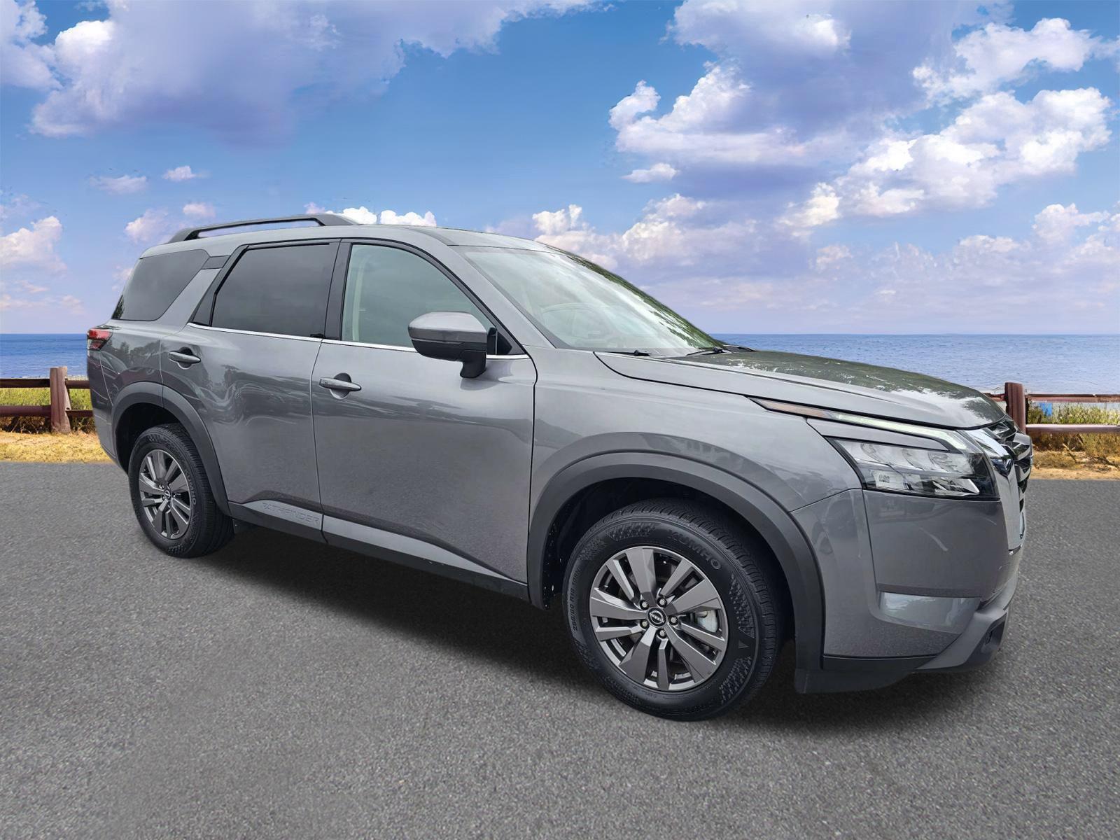 Used 2025 Nissan Pathfinder SUV
