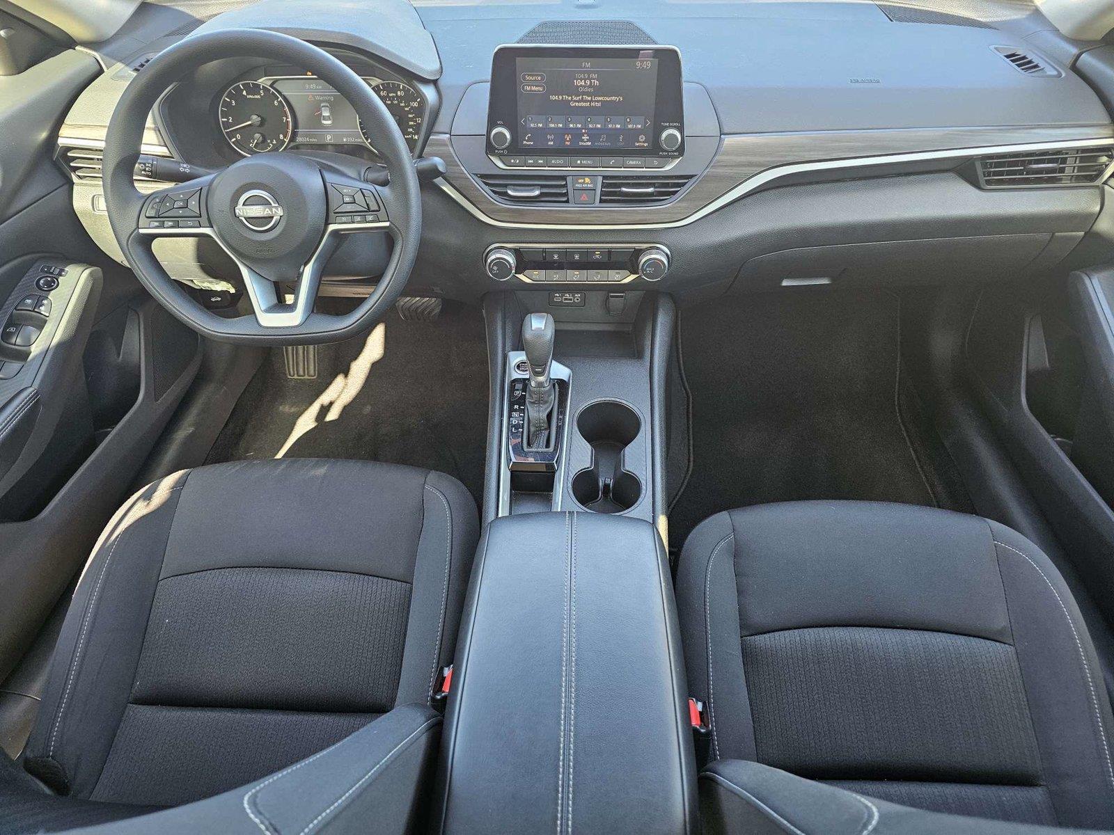 Used 2025 Nissan Altima Sedan