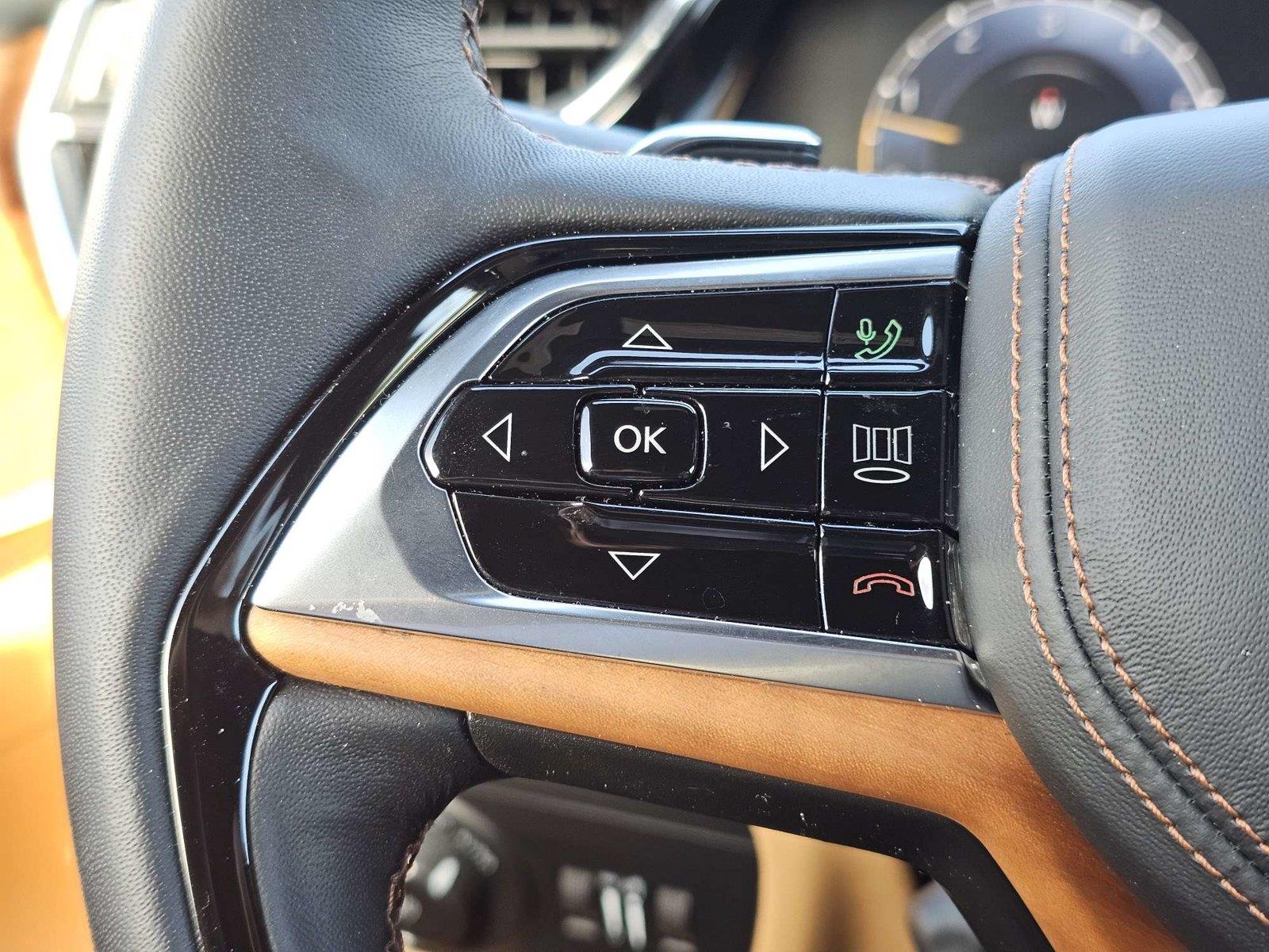 Used 2025 Jeep Grand Cherokee SUV