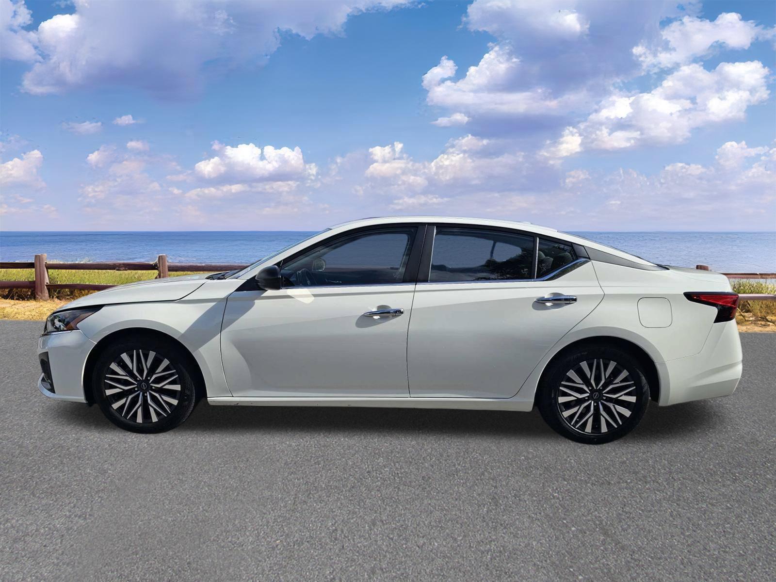 Used 2025 Nissan Altima Sedan