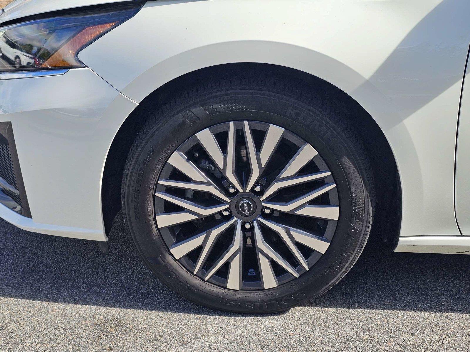 Used 2025 Nissan Altima Sedan