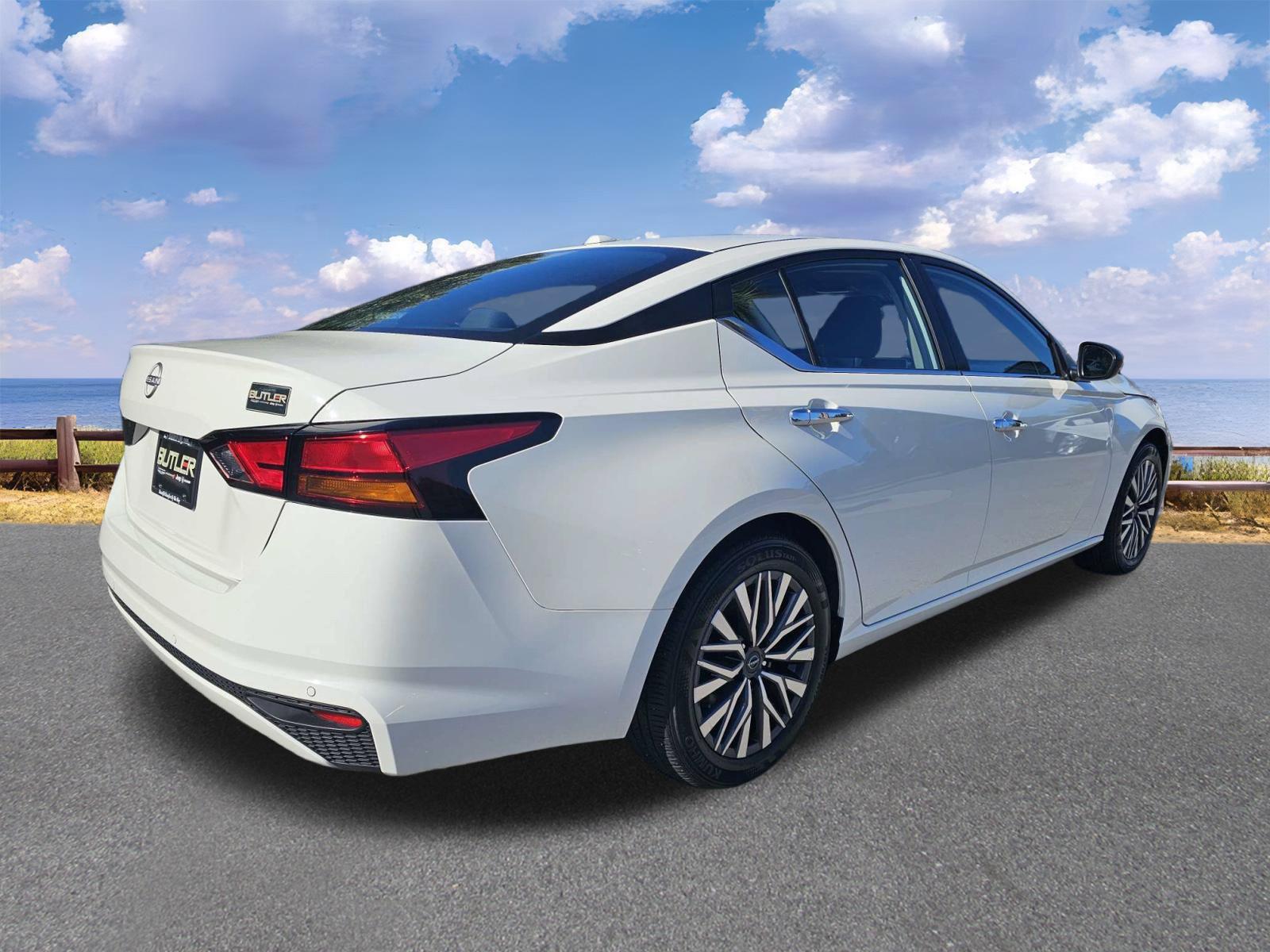 Used 2025 Nissan Altima Sedan