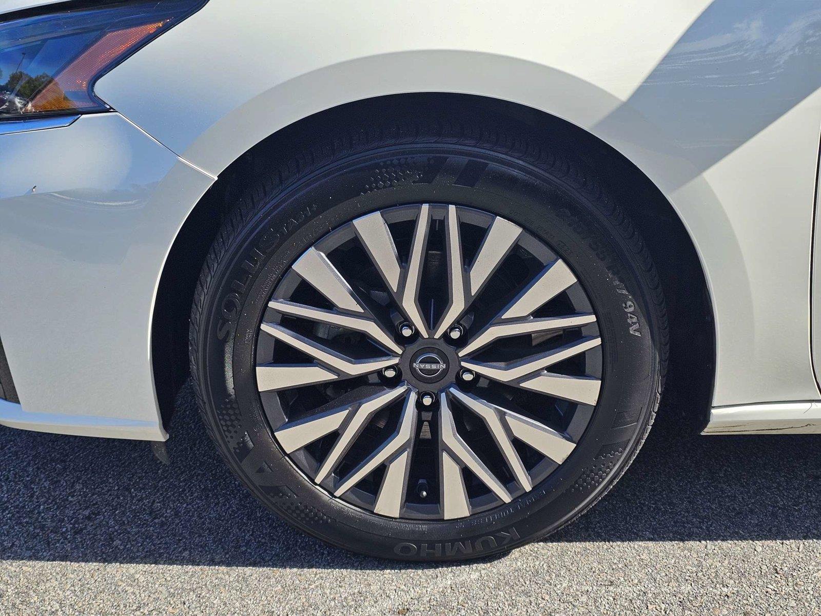 Used 2025 Nissan Altima Sedan