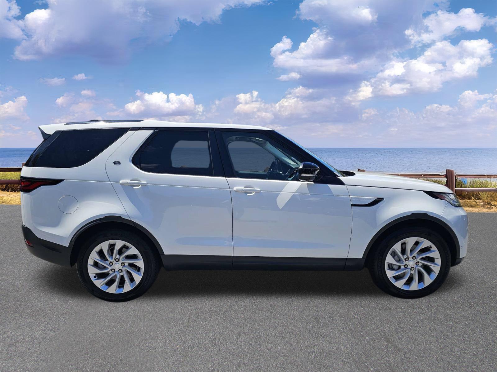 Used 2024 Land rover Discovery SUV