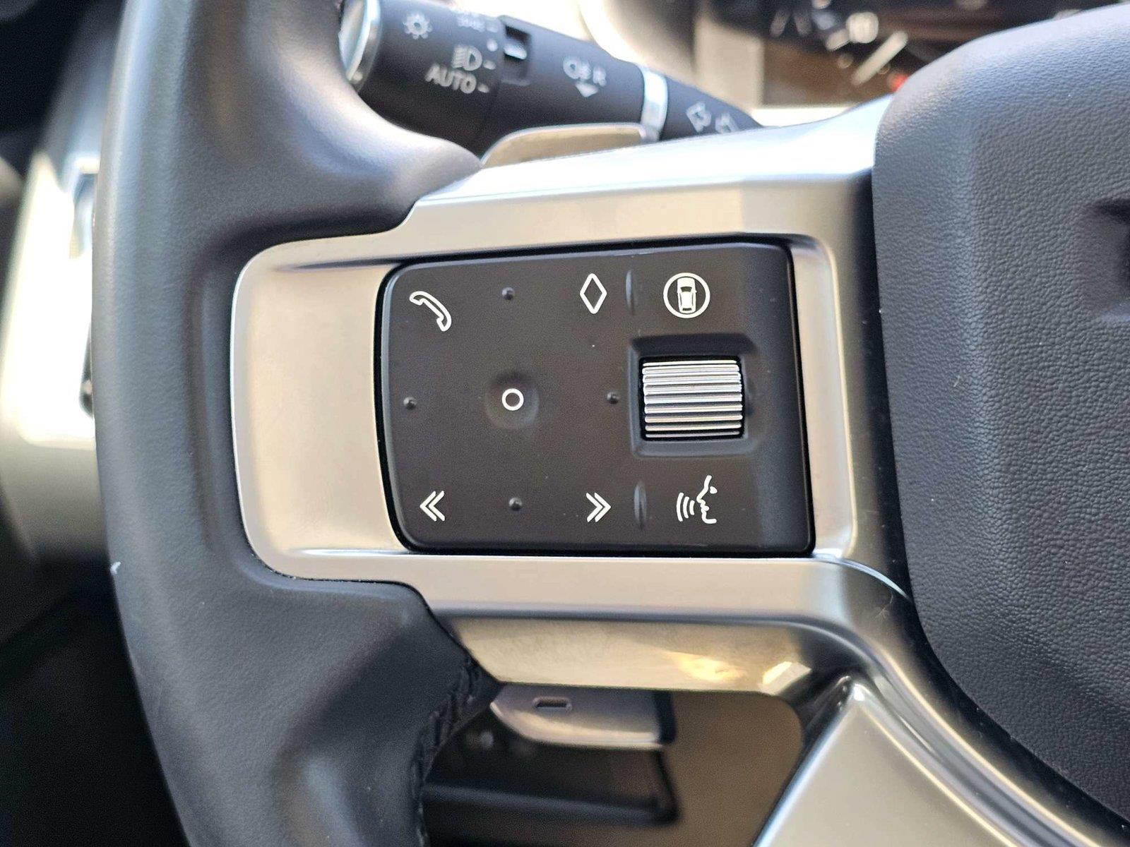 Used 2024 Land rover Discovery SUV