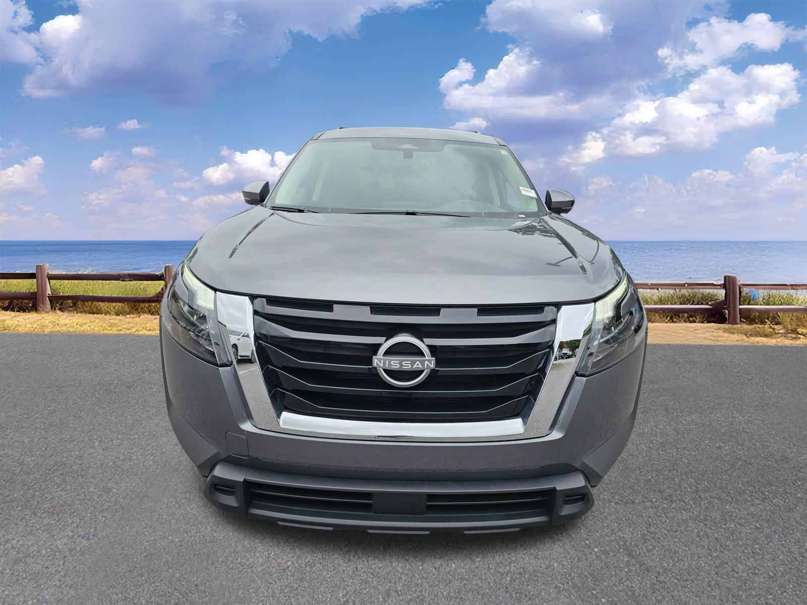 Used 2025 Nissan Pathfinder SUV
